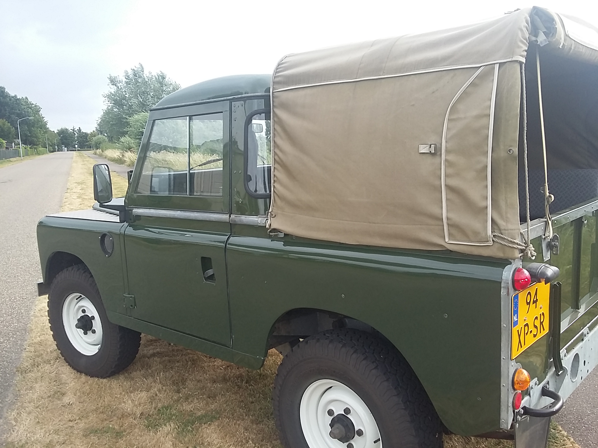 drijvend Doe mee Orthodox TE KOOP LANDROVER 88 | Maanrover